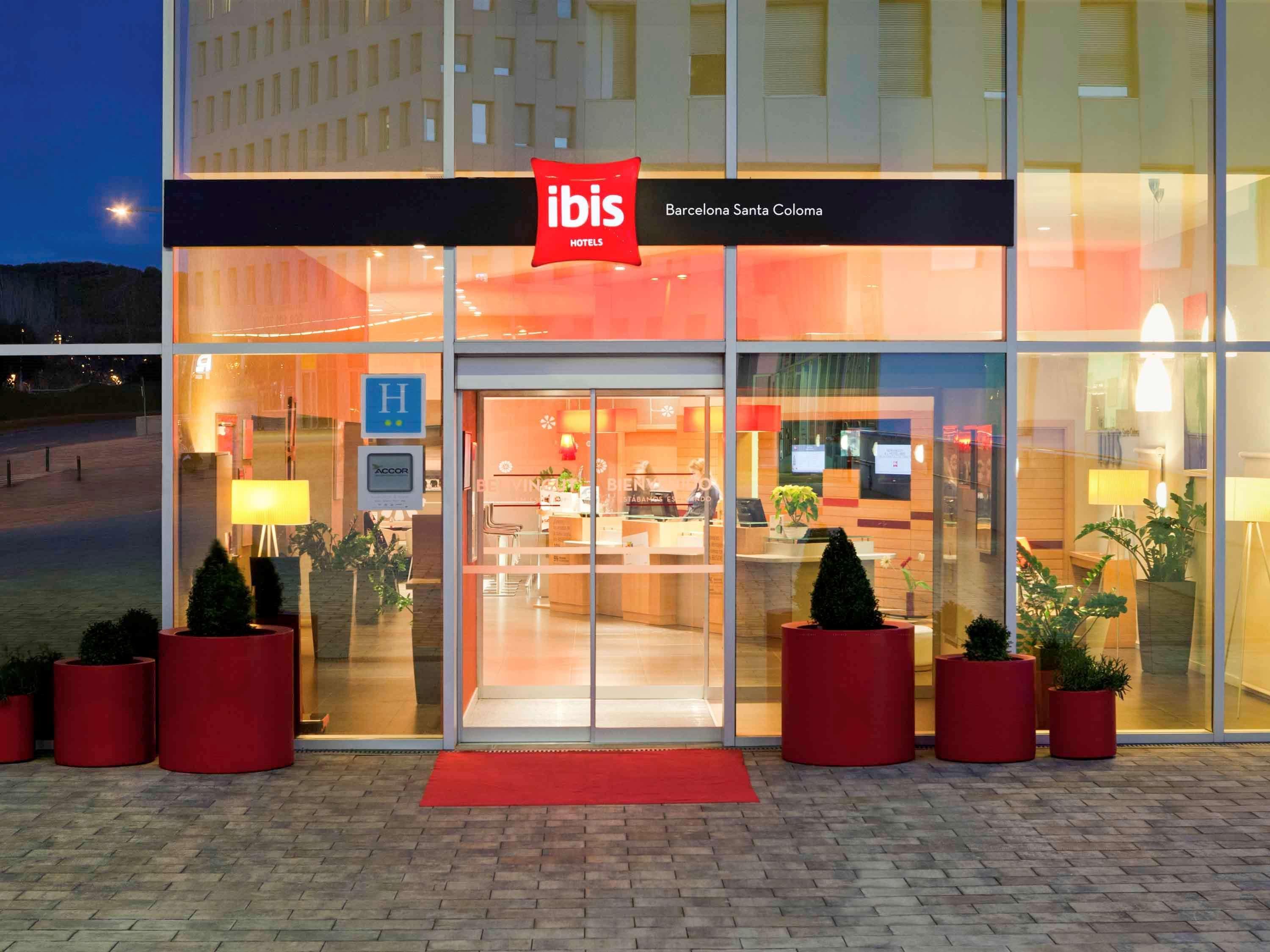 Ibis Barcelona Santa Coloma Ξενοδοχείο Santa Coloma de Gramanet Εξωτερικό φωτογραφία