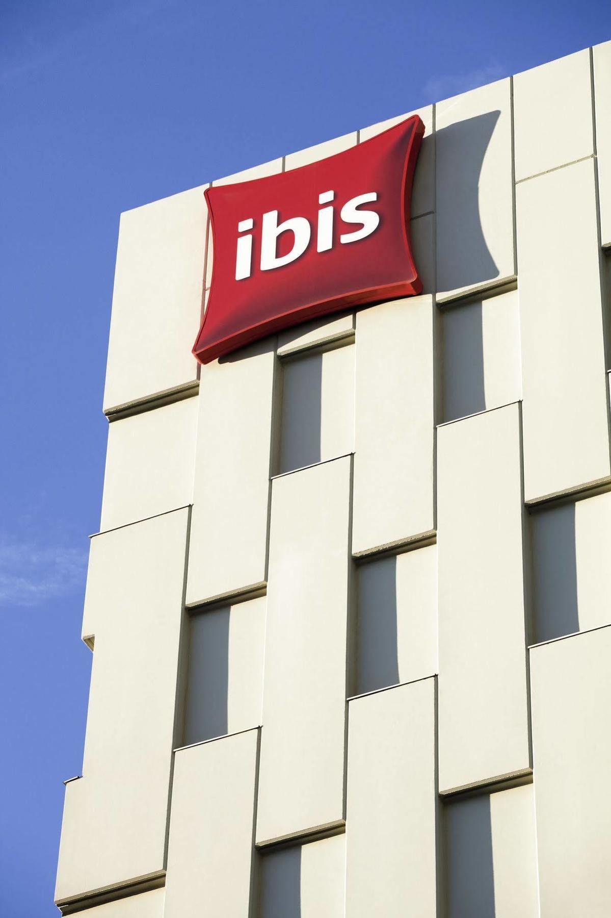 Ibis Barcelona Santa Coloma Ξενοδοχείο Santa Coloma de Gramanet Εξωτερικό φωτογραφία